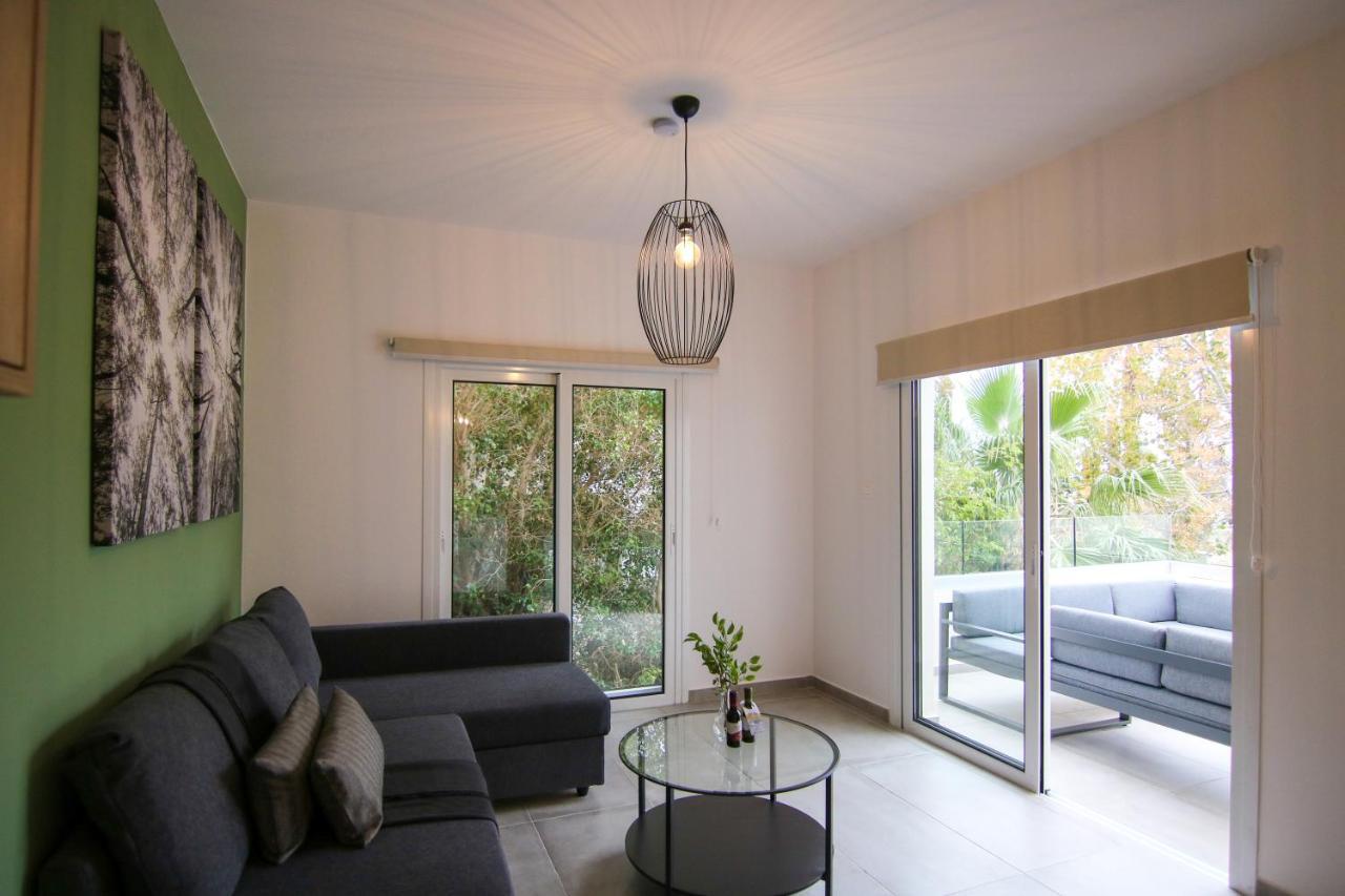 パ フォスPhaedrus Living: Seaside Modern Flat Limnaria 123アパートメント エクステリア 写真